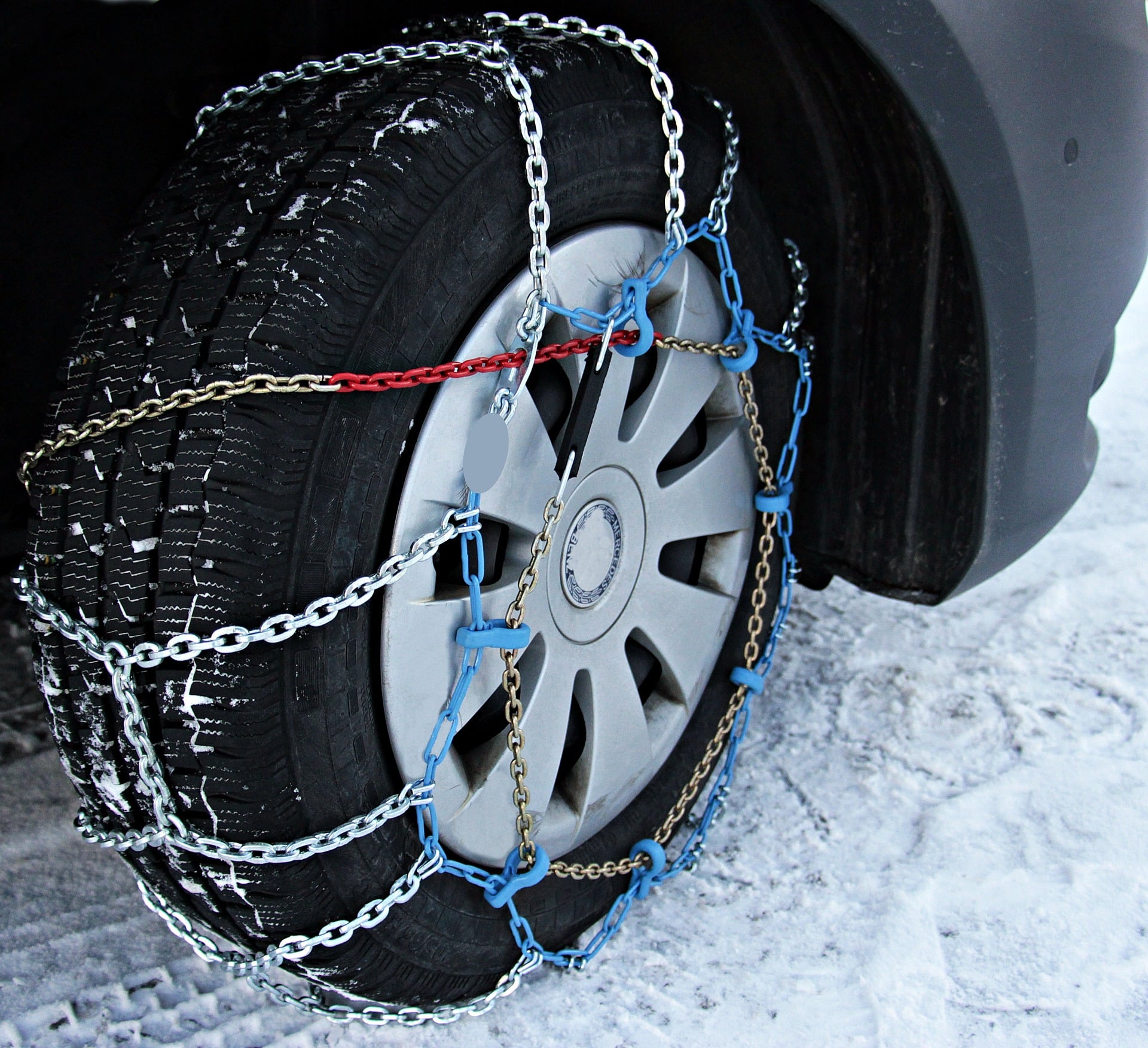 snow-chains-3029596_1920