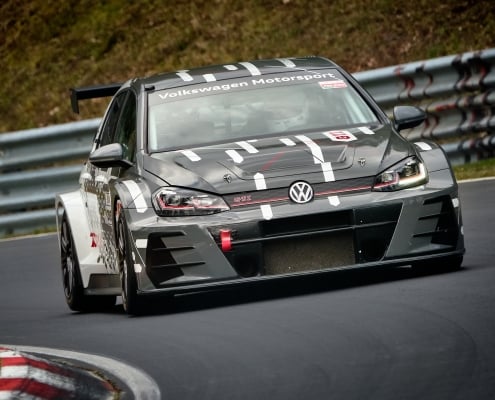 vw golf racing